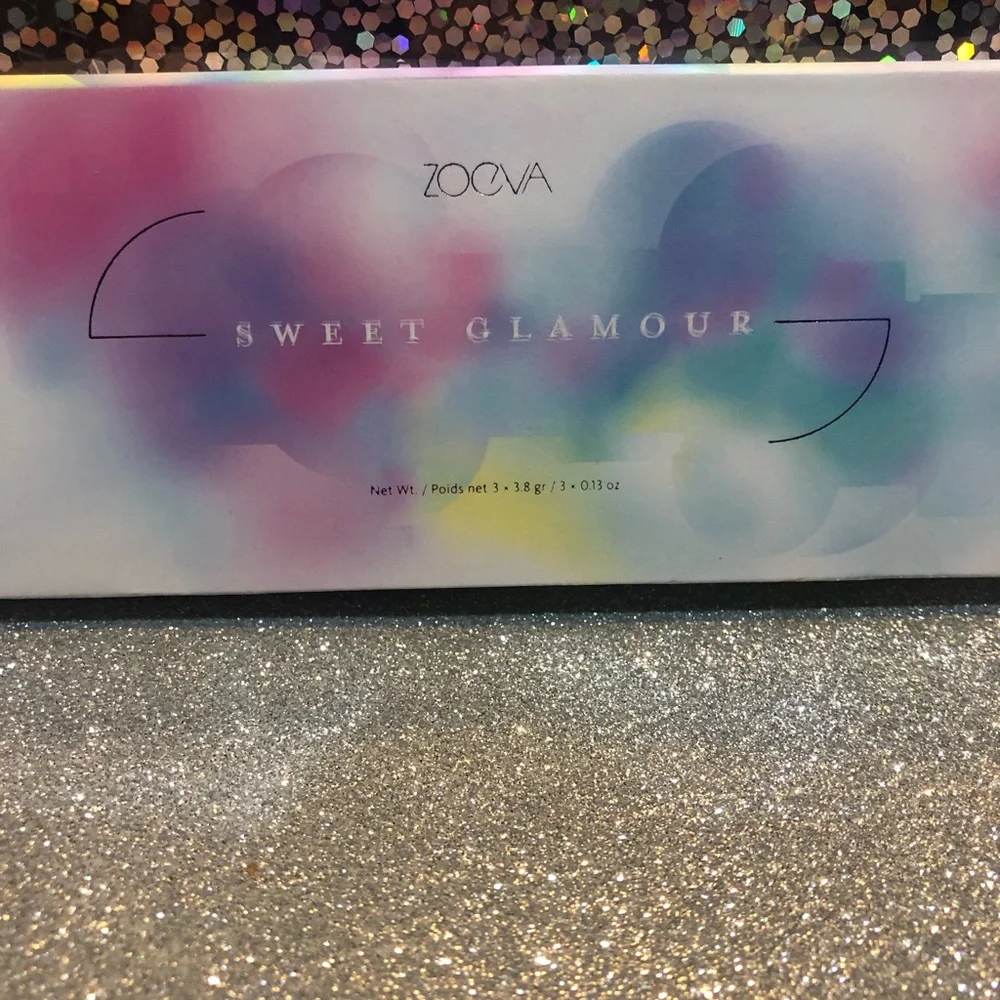 BNIB! ZOEVA Sweet Glamour Blush and Highlighter Palette 🎨